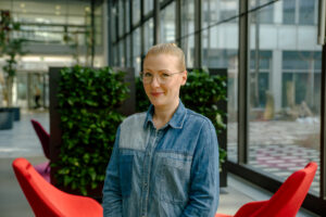 Anina Kuntsche, Recruiting – HR & Verwaltung bei camos